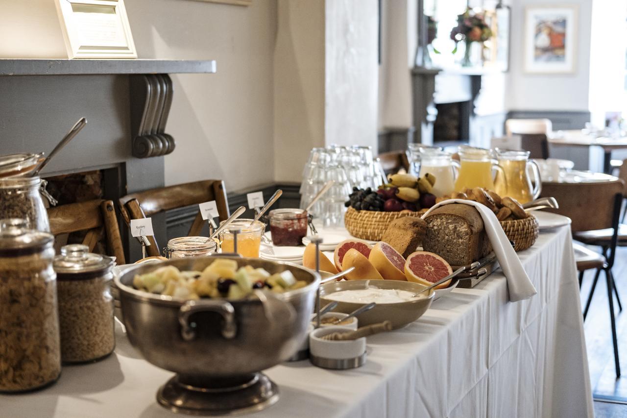 The Bull Hotel Bridport Ngoại thất bức ảnh