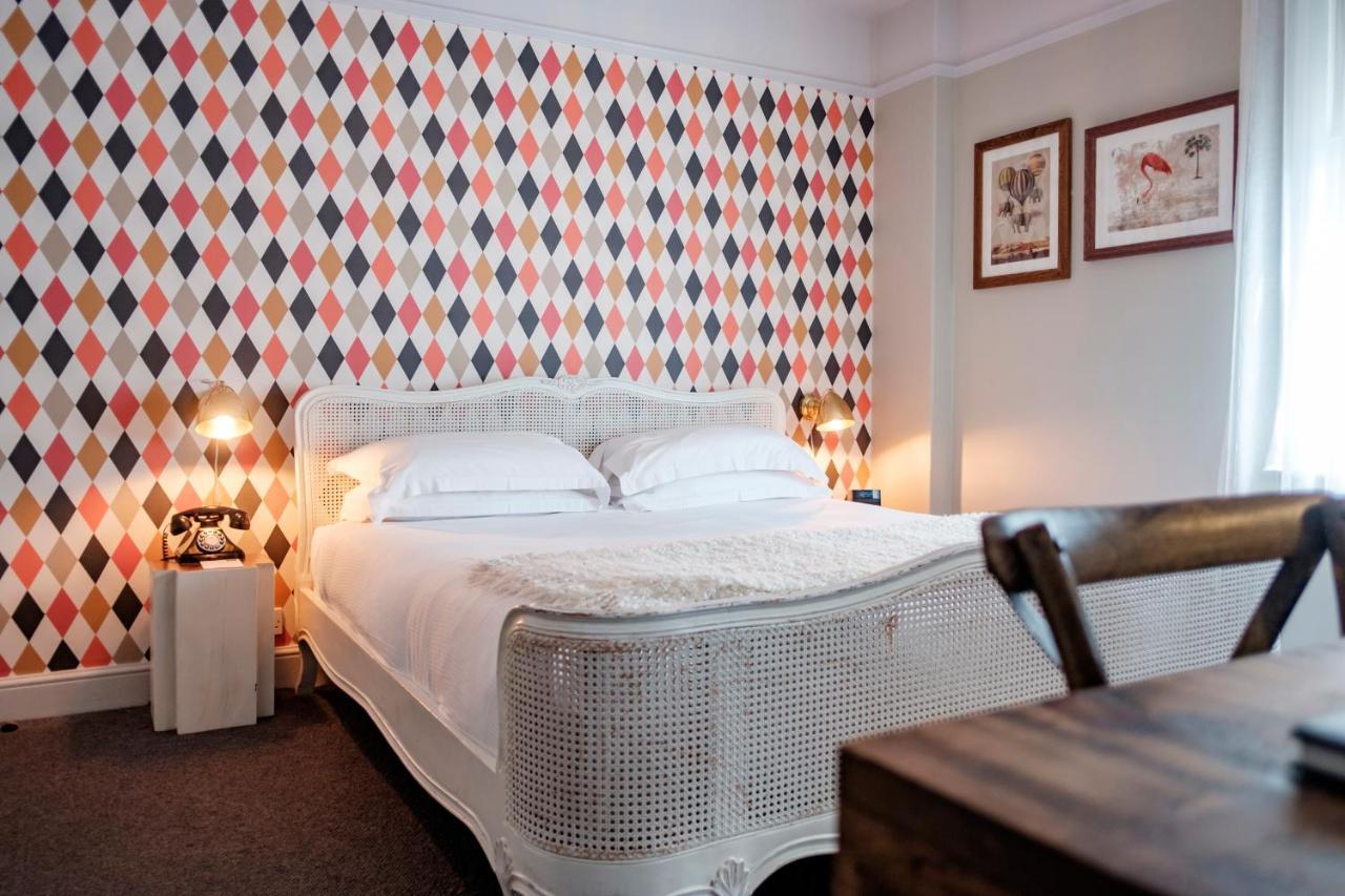 The Bull Hotel Bridport Ngoại thất bức ảnh
