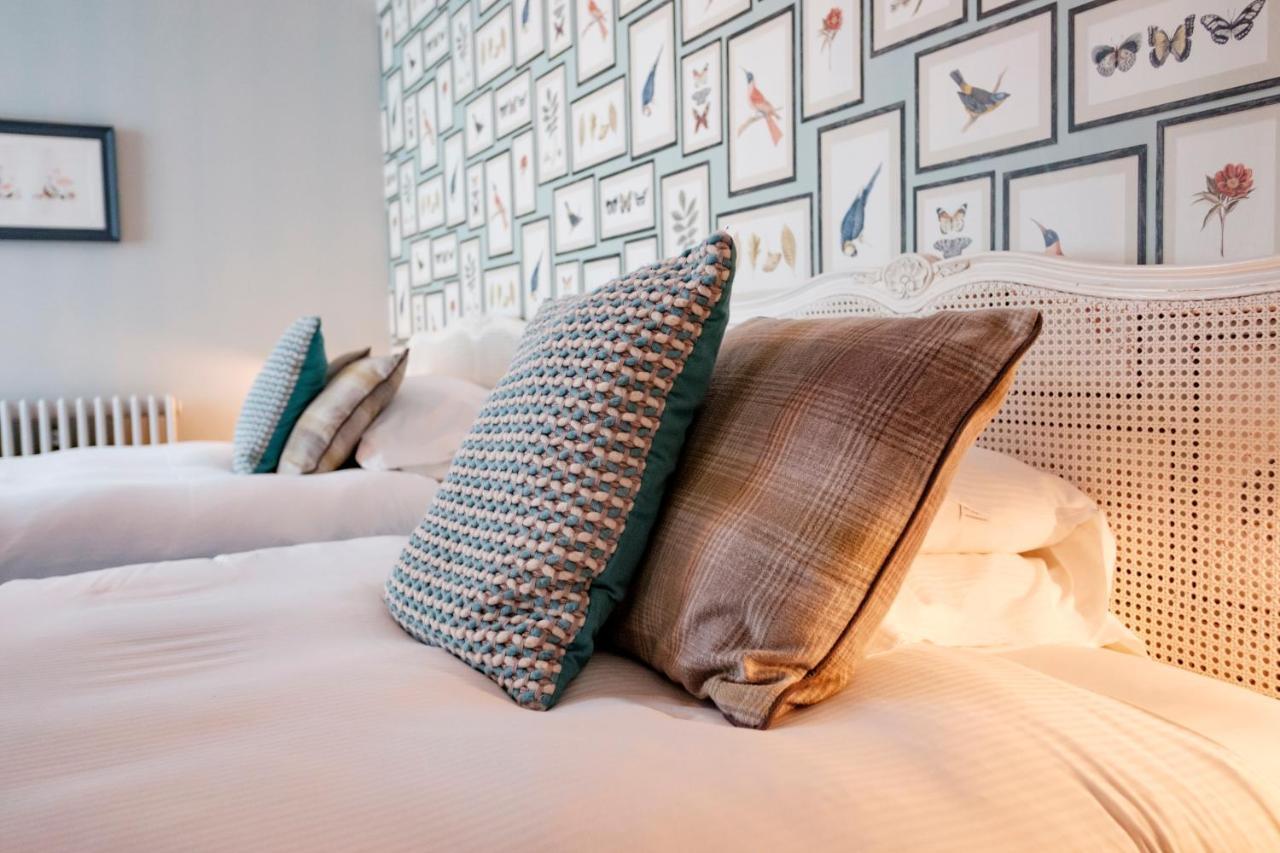 The Bull Hotel Bridport Ngoại thất bức ảnh