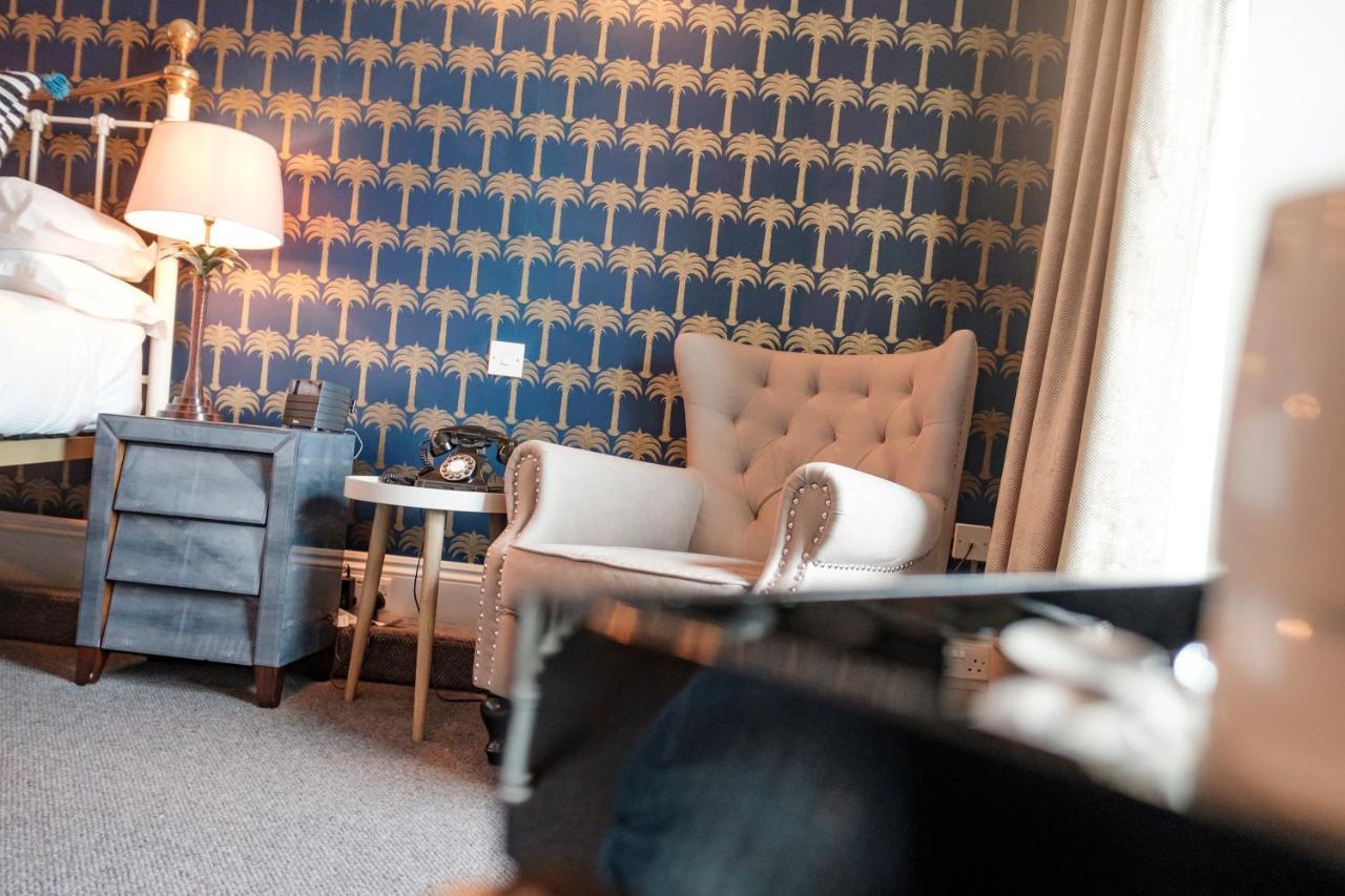 The Bull Hotel Bridport Ngoại thất bức ảnh