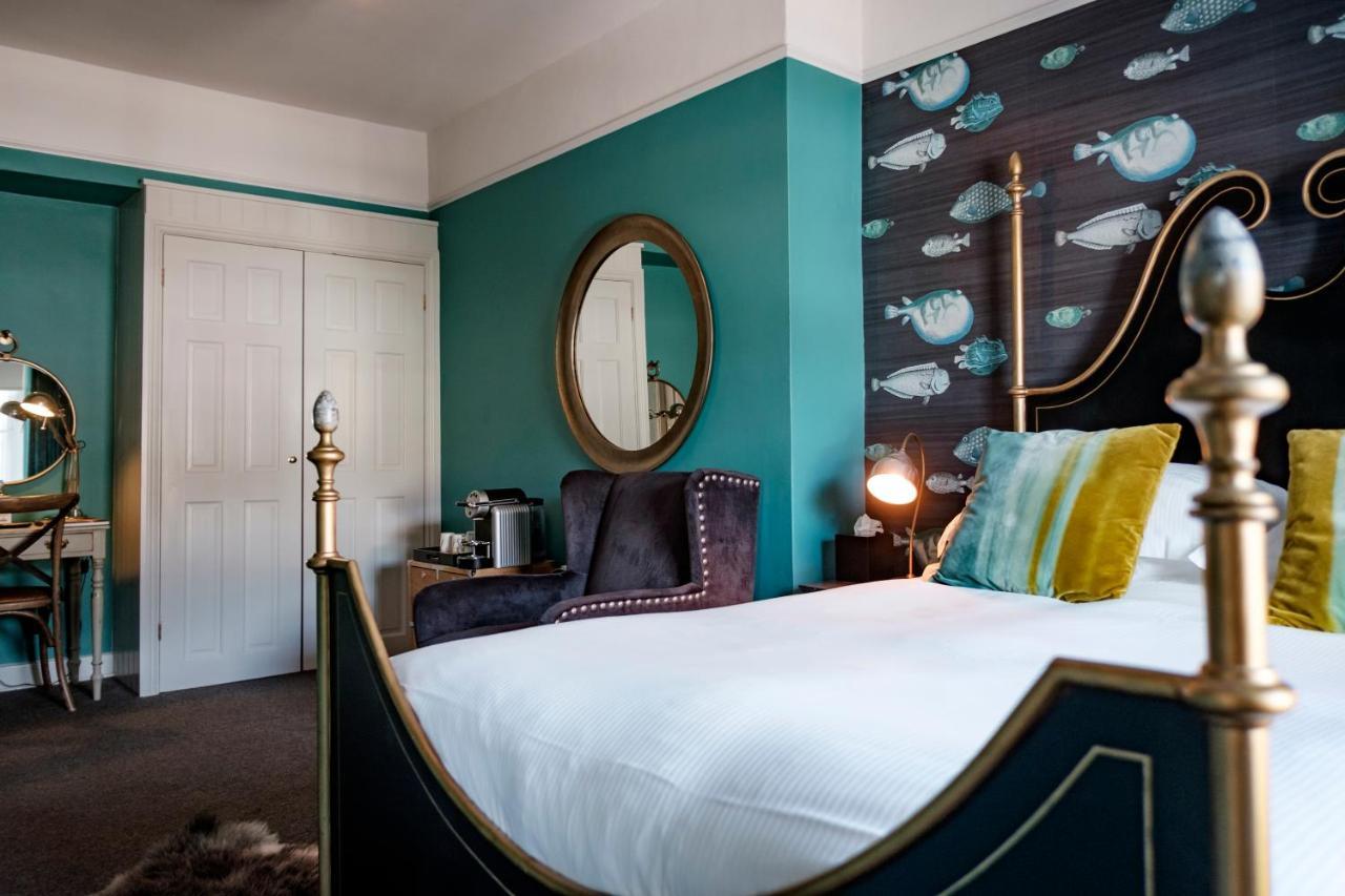 The Bull Hotel Bridport Ngoại thất bức ảnh