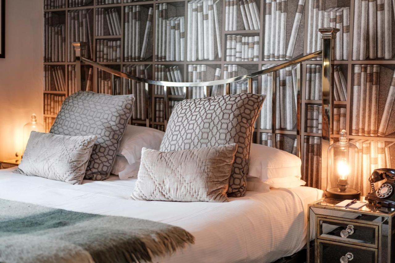 The Bull Hotel Bridport Ngoại thất bức ảnh