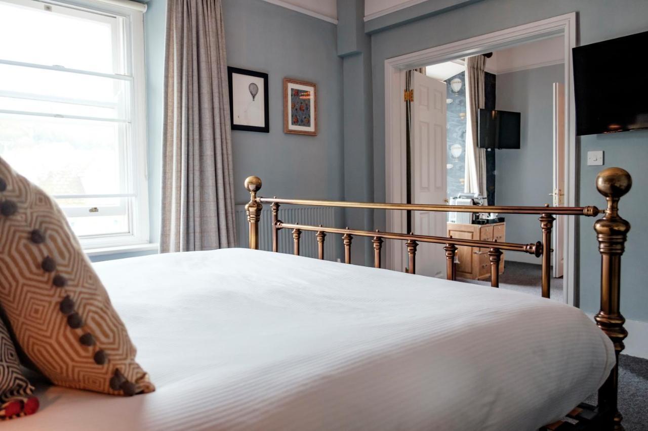 The Bull Hotel Bridport Ngoại thất bức ảnh