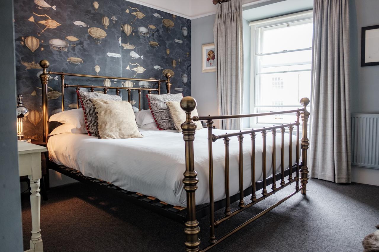 The Bull Hotel Bridport Ngoại thất bức ảnh