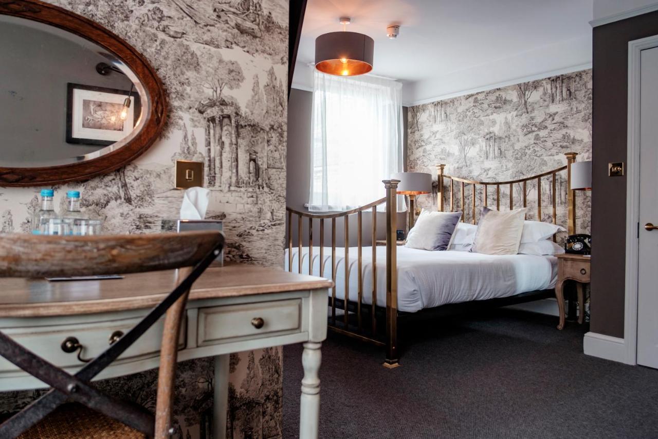 The Bull Hotel Bridport Ngoại thất bức ảnh